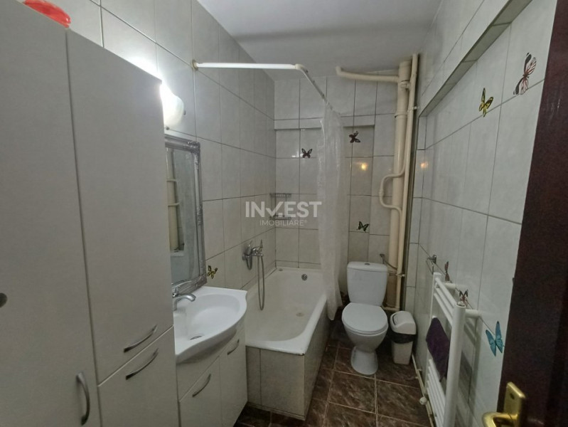 Apartament 3 camere si 2 bai, zona Pacurari - Posta, Iasi
