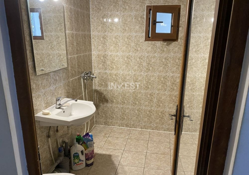 Apartament 4 camere decomandat, 81 mp, etaj 3/3 cu pod 
