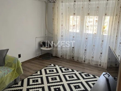 Gara-Apartament 3 camere decomandat