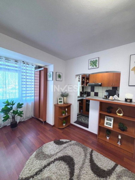 Apartament 3 camere - bloc fără risc - Podu Roș