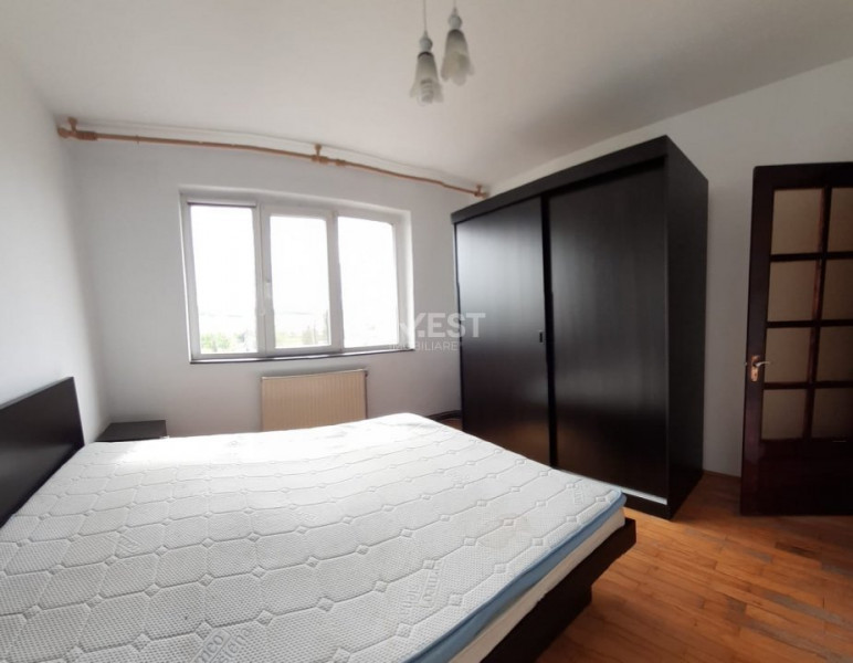Apartament 3 camere si 2 bai, decomandat, zona Gara - Fostul Billa, Iasi