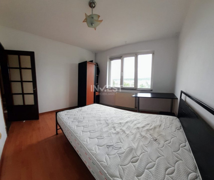 Apartament 3 camere si 2 bai, decomandat, zona Gara - Fostul Billa, Iasi