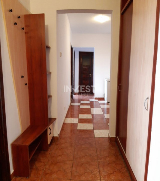 Apartament 3 camere si 2 bai, decomandat, zona Gara - Fostul Billa, Iasi