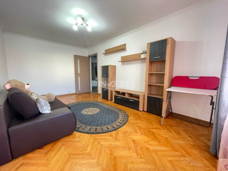Ap 2 camere decomandat-Tatarasi-etaj 1-bloc 1982