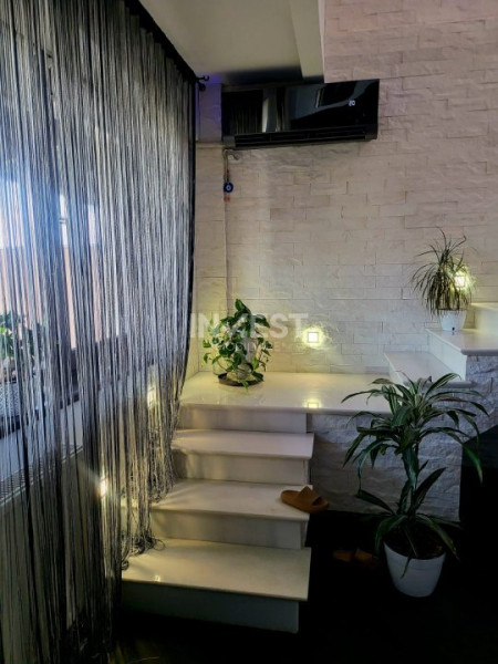 Apartament cu 3 camere , zona Visoianu , tip duplex