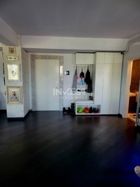 Apartament cu 3 camere , zona Visoianu , tip duplex