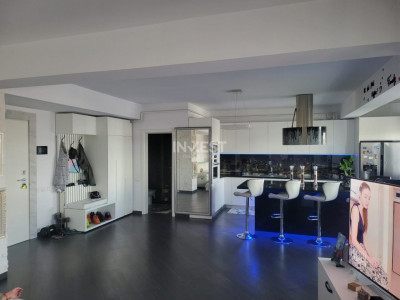 Apartament cu 3 camere , zona Visoianu , tip duplex