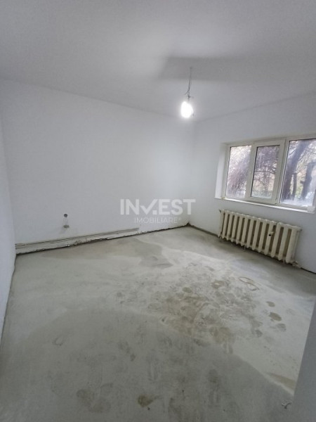 Zimbru - Apartament 3 camere decomandat cu 2 bai 