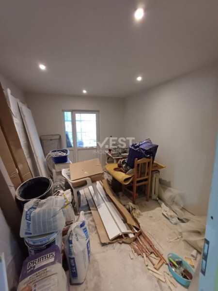 Zimbru - Apartament 3 camere decomandat cu 2 bai 