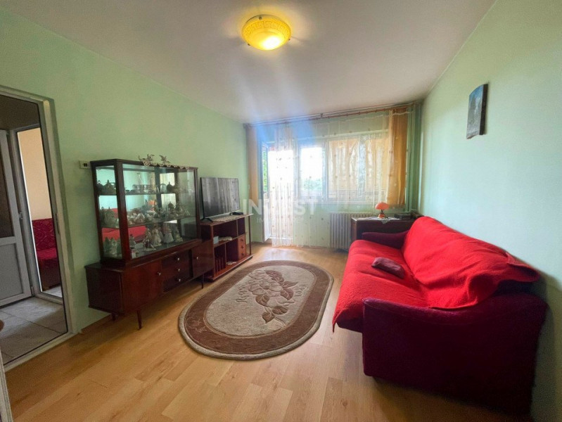 Apartament 2 camere-53mp-Tatarasi-Piata Chirila-etaj intermediar