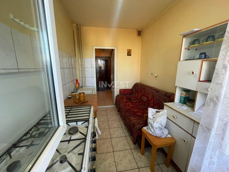 Apartament 2 camere-53mp-Tatarasi-Piata Chirila-etaj intermediar