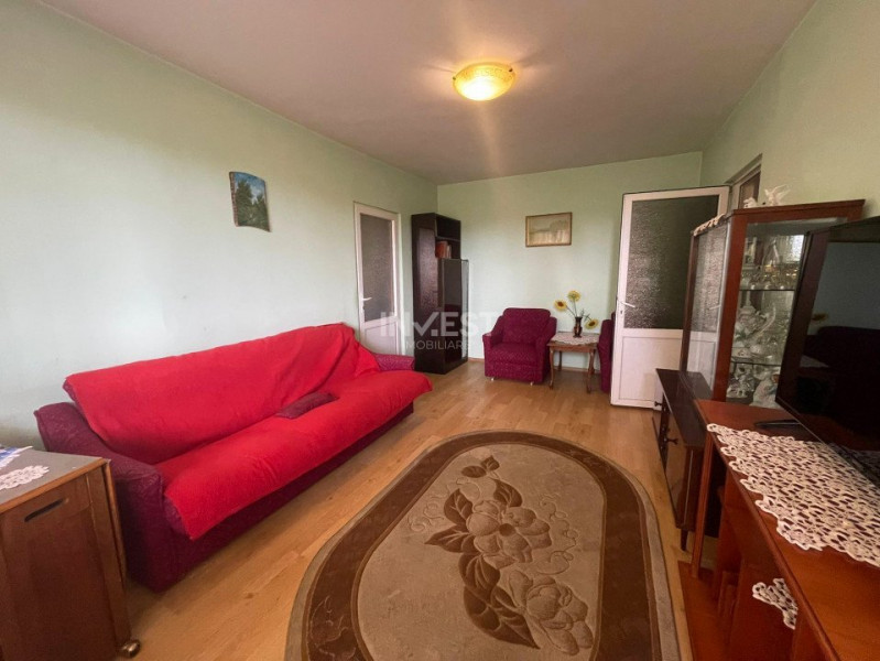 Apartament 2 camere-53mp-Tatarasi-Piata Chirila-etaj intermediar