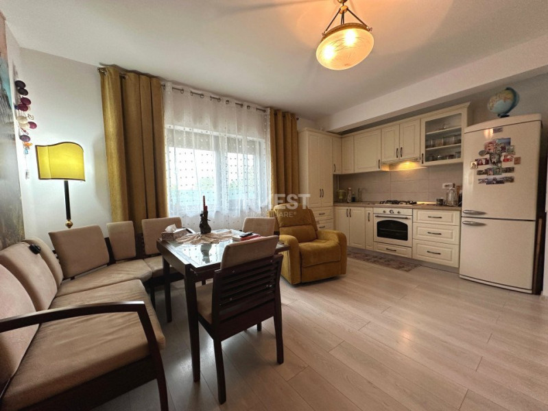 3 CAMERE CU GRADINA + 2 LOCURI PARCARE
