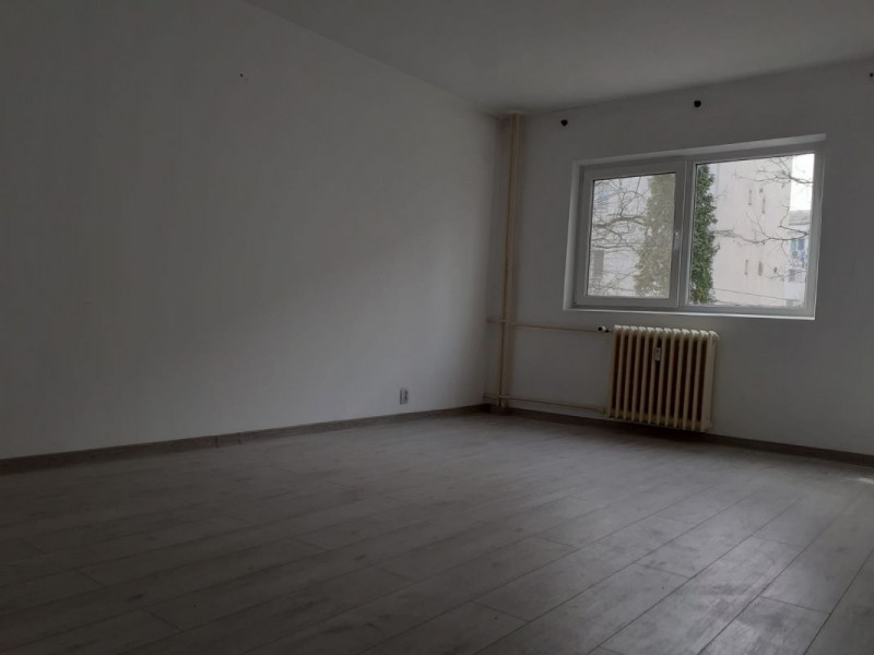 Apartament 1 camera, Podul de Fier, etaj 1