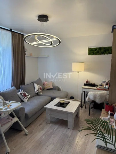Alexandru- Apartament 3 camere renovat si mobilat- 81.900 euro 