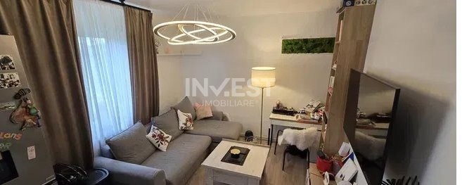 Alexandru- Apartament 3 camere renovat si mobilat- 81.900 euro 