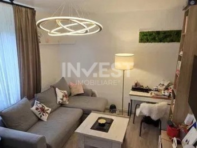 Alexandru- Apartament 3 camere renovat si mobilat- 81.900 euro 
