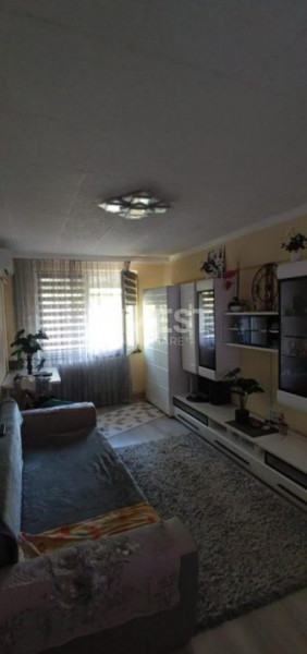 Apartament 1 camera, decomandat, etaj 2, mobilat, Frumoasa