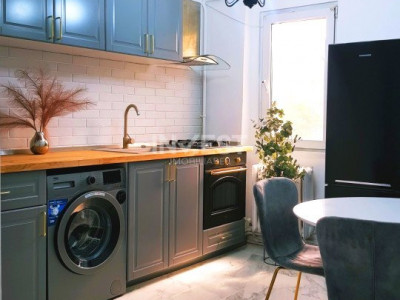Apartament 2 camere complet renovat - etaj 2 - Podu Roș, Cantemir 