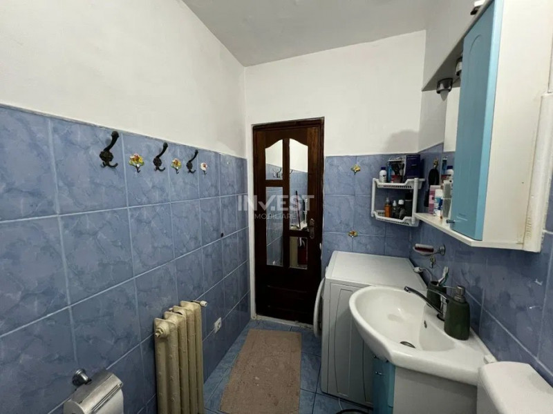 Apartament 3 camere, decomandat, 70 mp, mobilat, Nicolina 2