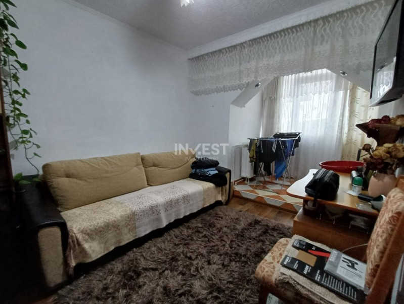 Apartament 3 camere, decomandat, 70 mp, mobilat, Nicolina 2