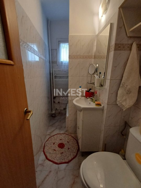 Apartament 4 camere decomandat, 80 mp, etaj 1/4– Frumoasa, 2 băi, 