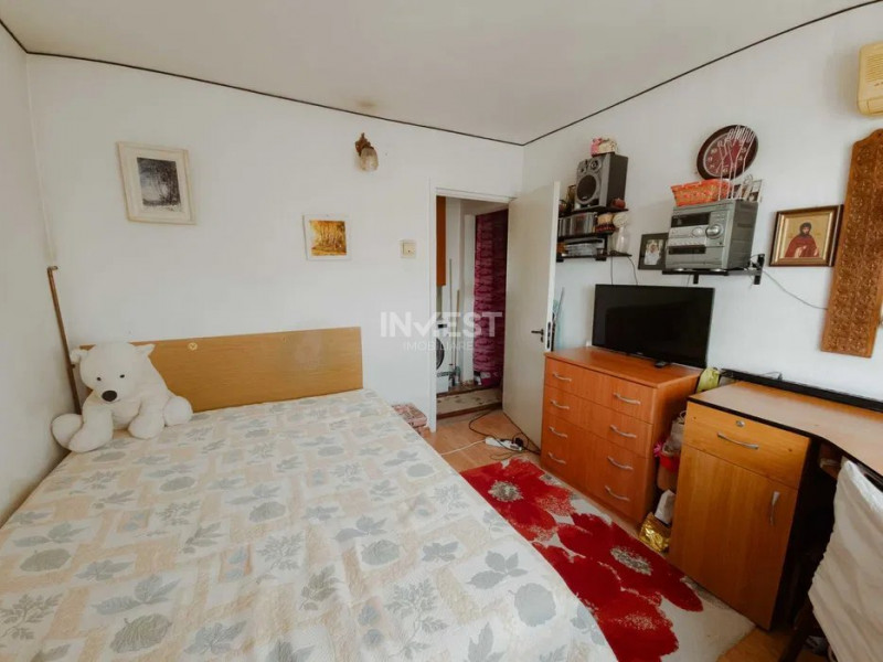 Zimbru- Apartament 3 camere, etaj 2- 90.500 euro 