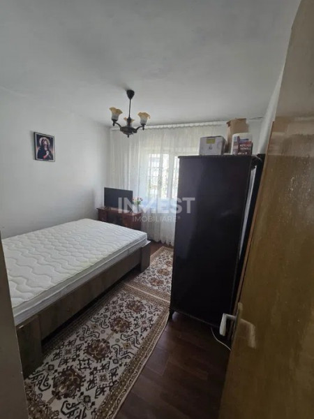Dacia- Apartament 3 camere decomandat- Liber 