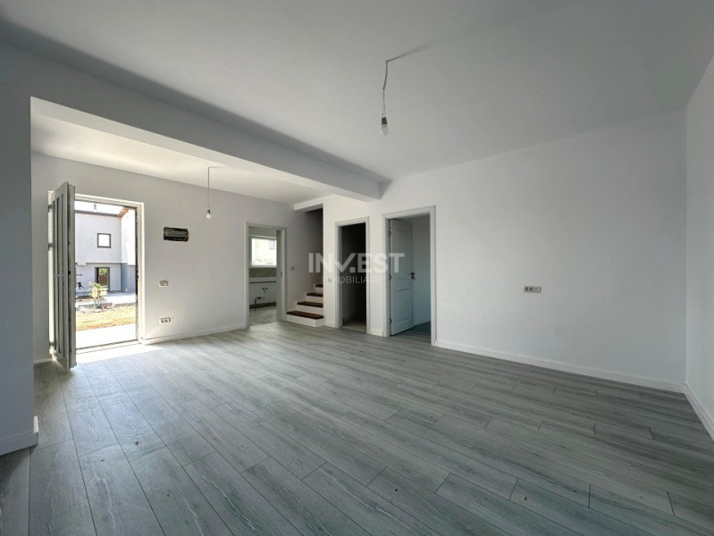 CASA 5 CAMERE POPAS PACURARI-VALEA LUPULUI