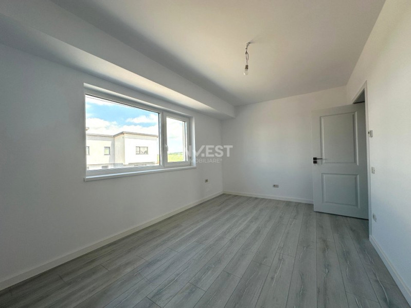 CASA 5 CAMERE POPAS PACURARI-VALEA LUPULUI