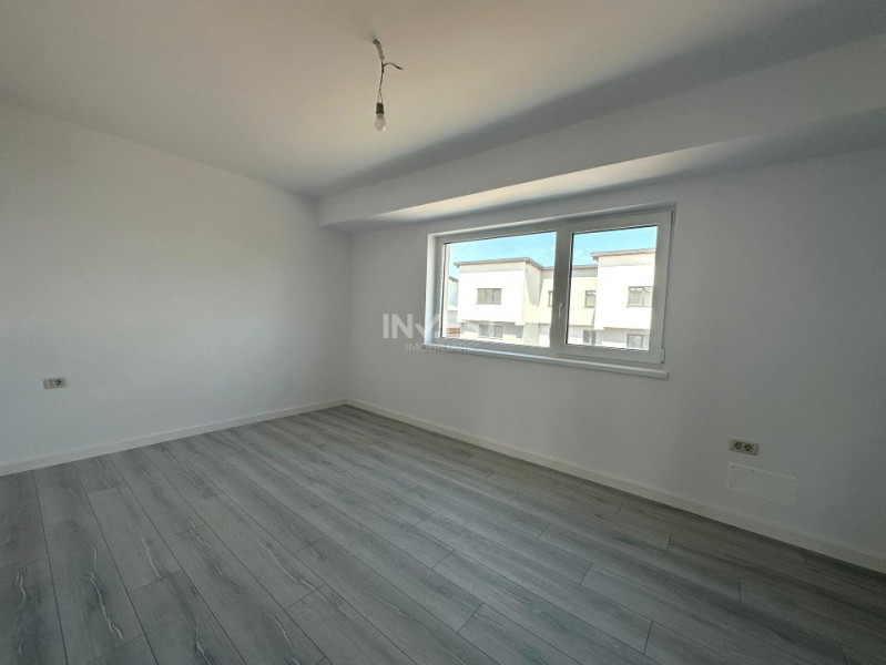 CASA 5 CAMERE POPAS PACURARI-VALEA LUPULUI