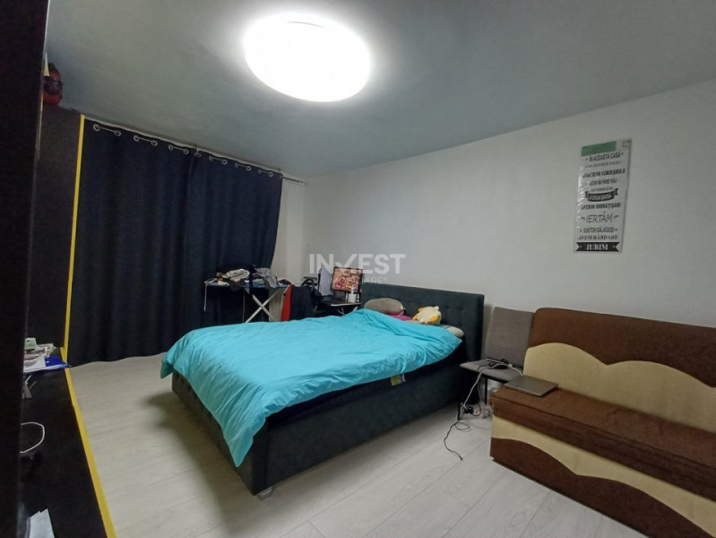 Dacia- Apartament 3 camere decomandat, etaj intermediar