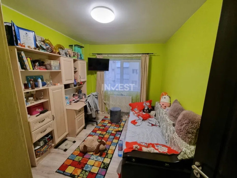 Galata- Apartament 3 camere 2 bai, etajul 2- BLOC 1980 