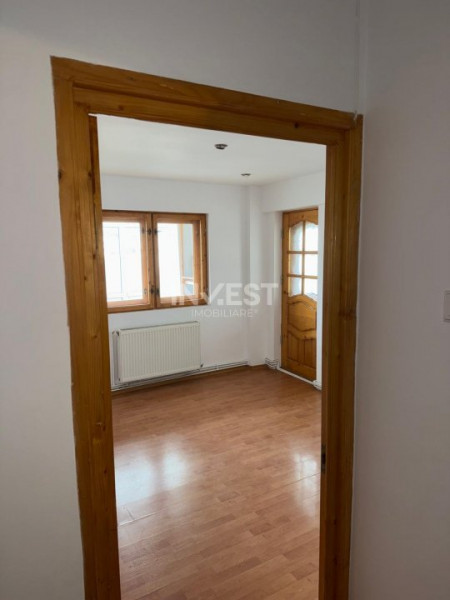 Dacia- Apartament 3 camere decomandat- LIBER 