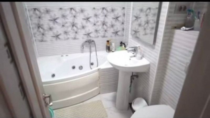 Dacia- Apartament 4 camere renovat si mobilat-96mp 