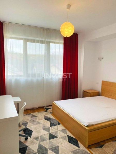 Apartament 3 camere 140mp - bloc nou - Hlincea 