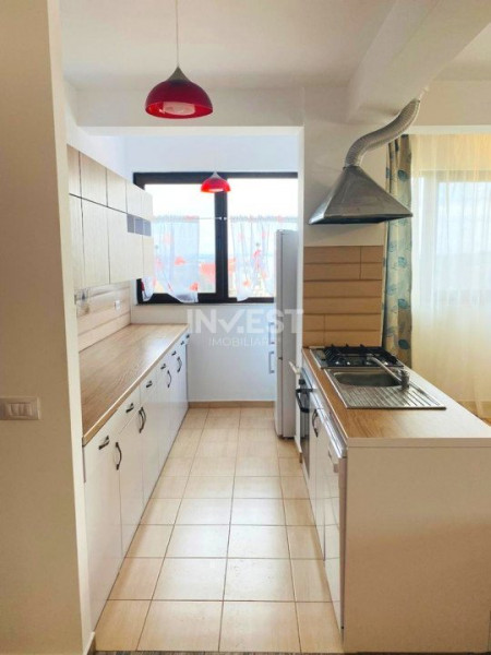 Apartament 3 camere 140mp - bloc nou - Hlincea 