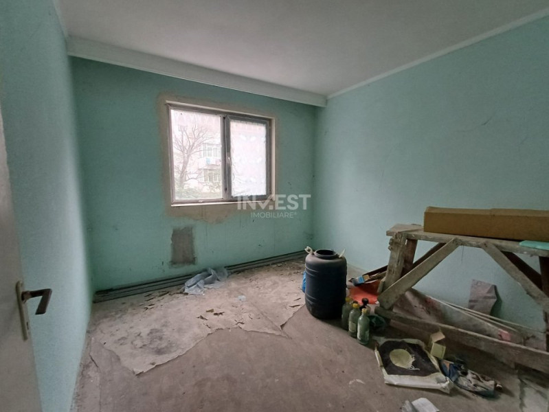74.900 euro- 3 camere, etaj 1/4, bloc fără risc, Zimbru
