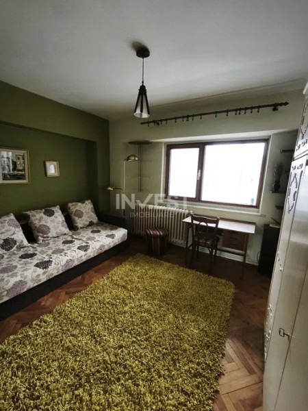 Apartament 2 camere, decomandat, Nicolina, etaj intermediar