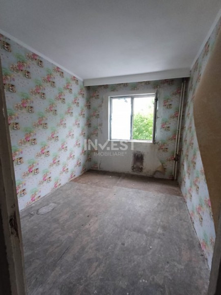 Zimbru- Apartament 3 camere, etaj 1 -1380 EURO/MP