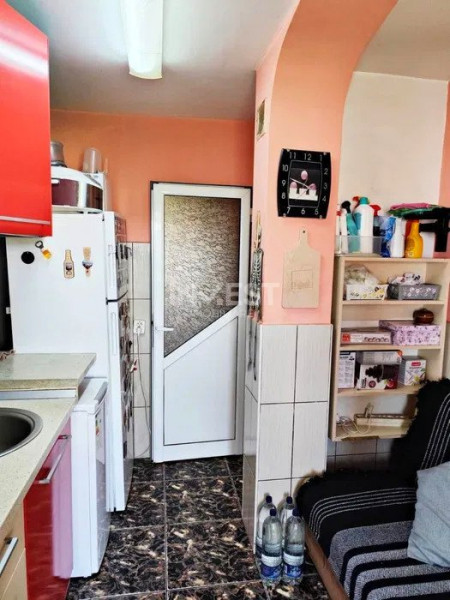 Apartament 1 camera-Tatarasi-Metalurgie-etaj intermediar