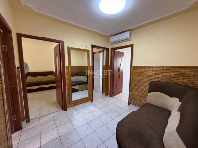APARTAMENT 72MP DECOMANDAT 3 CAMERE , ZONA DACIA , ETAJ 3 DIN 4 