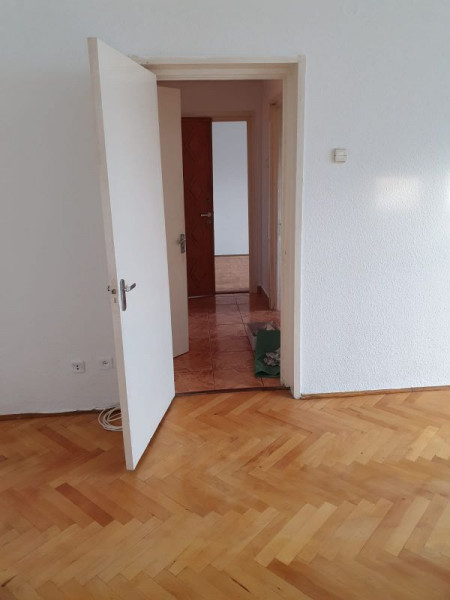 Apartament 3 camere, Posta Tatarasi, etaj 3/4