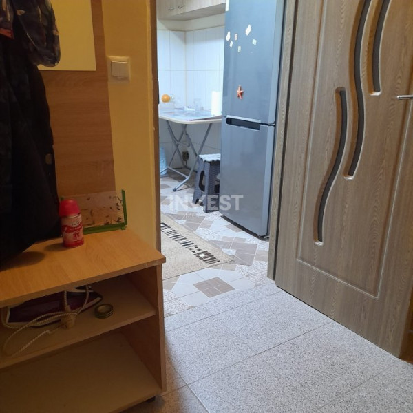 Apartament 2 camere, decomandat, mobilat, Nicolina-Clopotari