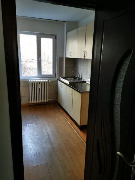 Apartament 3 camere, renovat, Tudor Center-Tatarasi