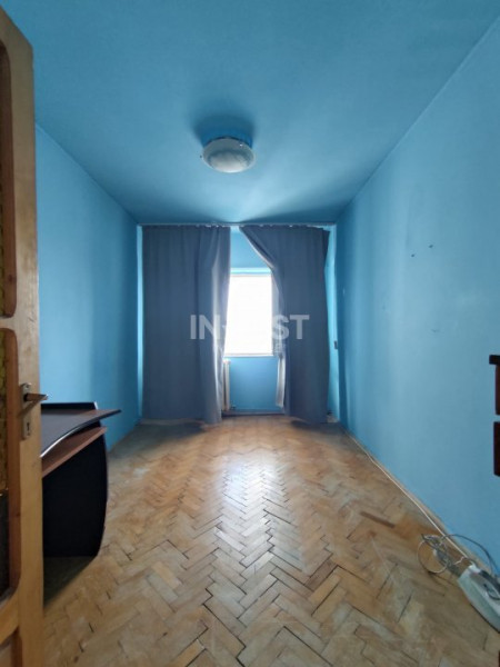 Apartament de vanzare, 3 camere, decomandat, zona Moara de Foc, Iasi