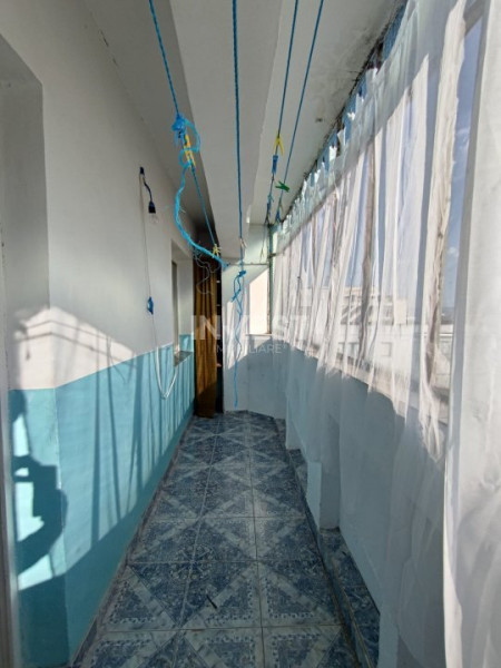 Apartament de vanzare, 3 camere, decomandat, zona Moara de Foc, Iasi
