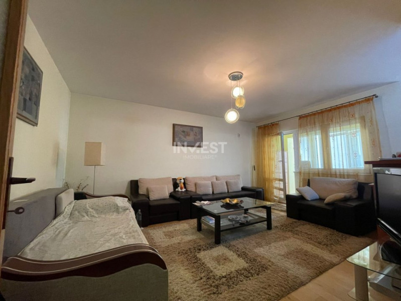 Apartament 3 camere, 2 bai, inclus garaj si boxa, zona Pacurari, Iasi