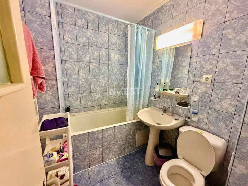 Apartament 2 camere - etajul 2 - Podu Roș, Liceul Racoviță