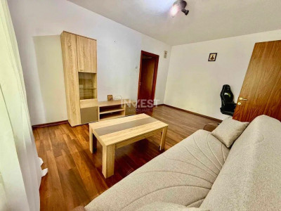 Apartament 2 camere - etajul 2 - Podu Roș, Liceul Racoviță